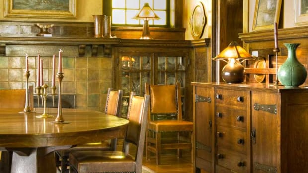 Stickley originals grace the dining room in a 1915 Prairie-influenced Foursquare in Pittsburgh.  Photo: Edward Addeo