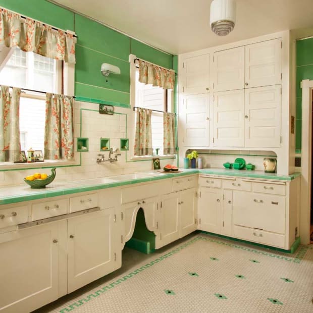 A Classic 1920s Kitchen Design For, Vintage 1920 Kitchen Cabinets