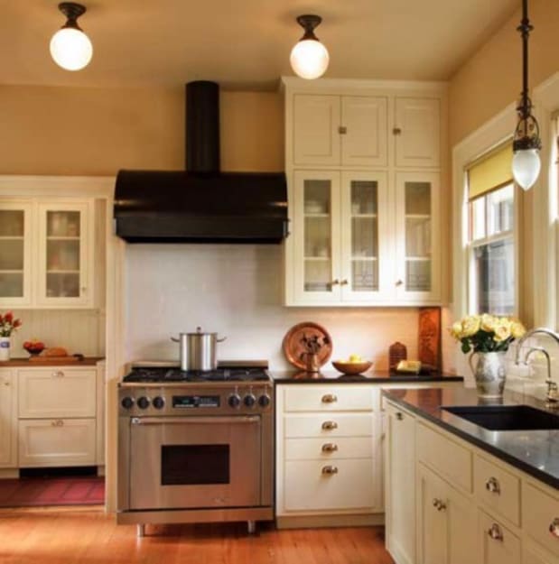 A Classic 1920s Kitchen Design For, Original 1920s Kitchen Cabinets
