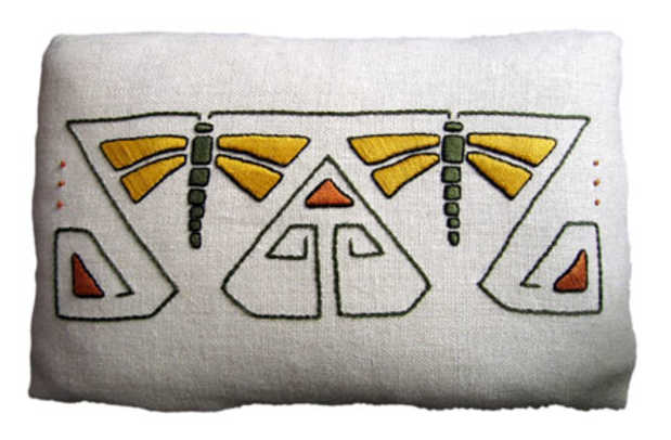 Art & Craft of the Accent Pillow - Arts & Crafts Homes and the Revival