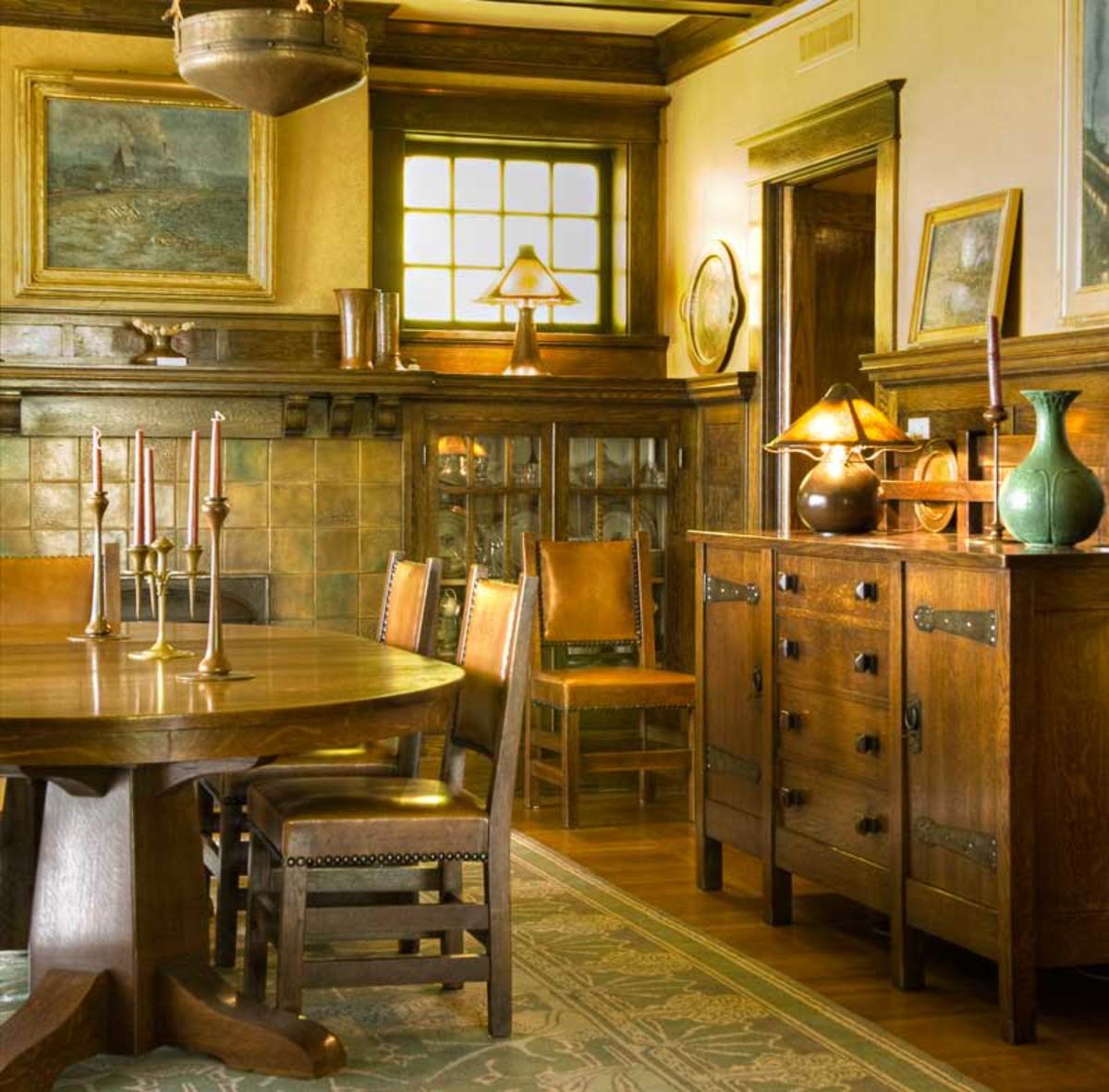 Arts & Crafts Interiors - Period Homes