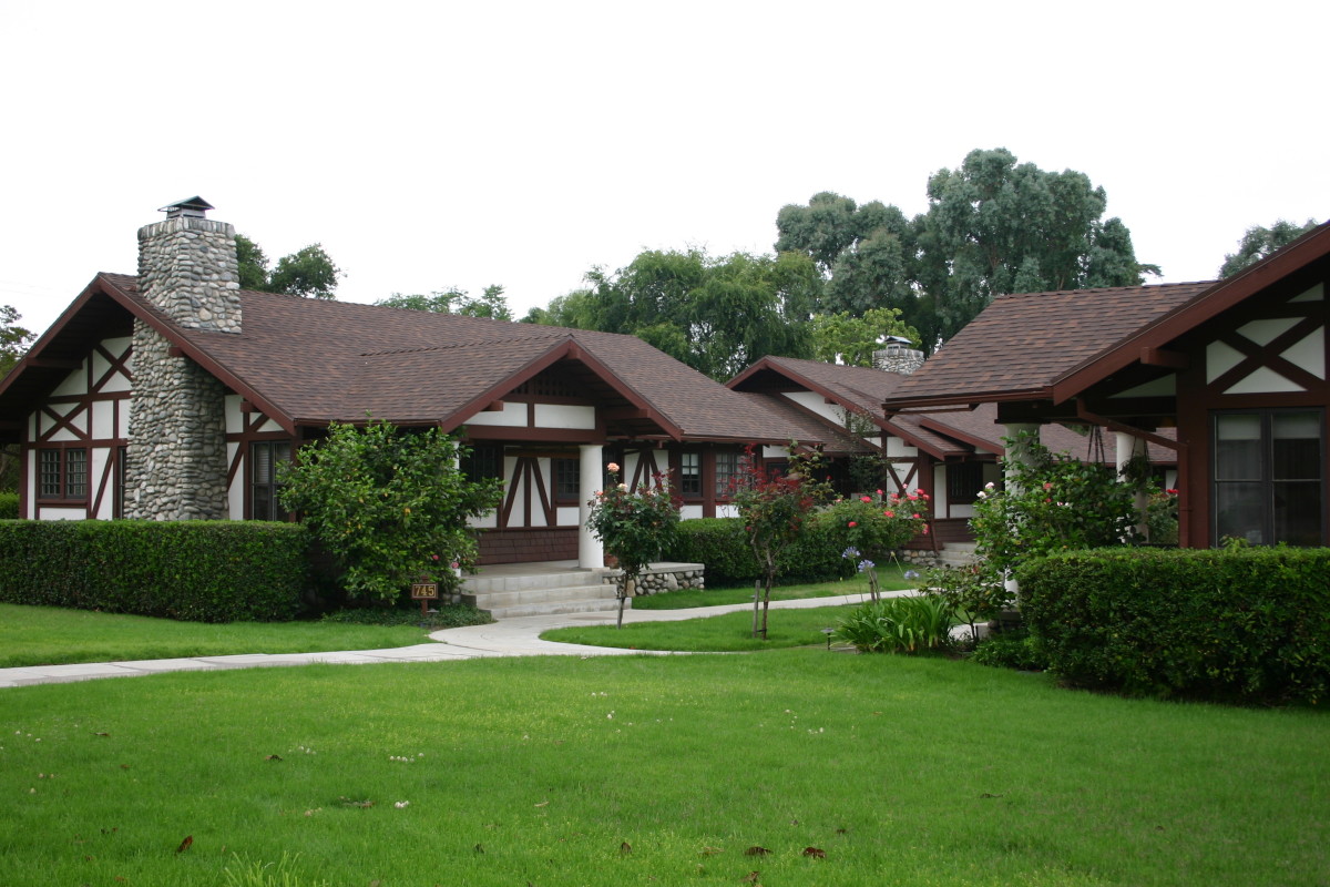 On the event schedule: a presentation on historic bungalow courts.