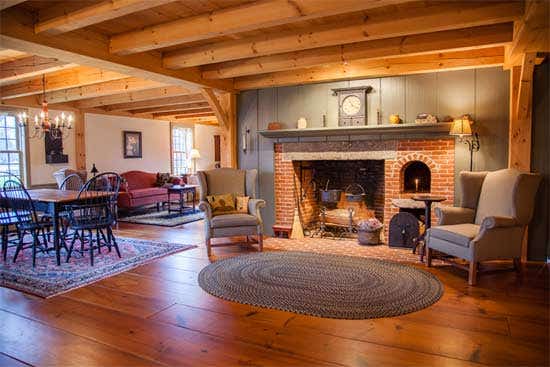 early-new-england-homes-interior-fireplace.jpg