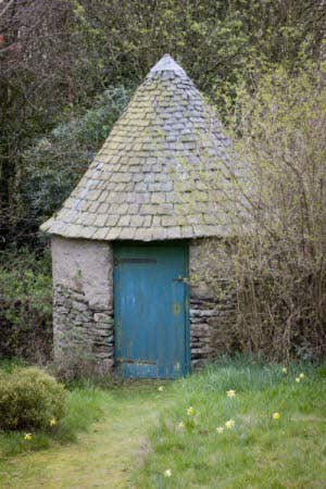 the-well-house-in-the-garden-at-stoneywell-leicestershire.jpg