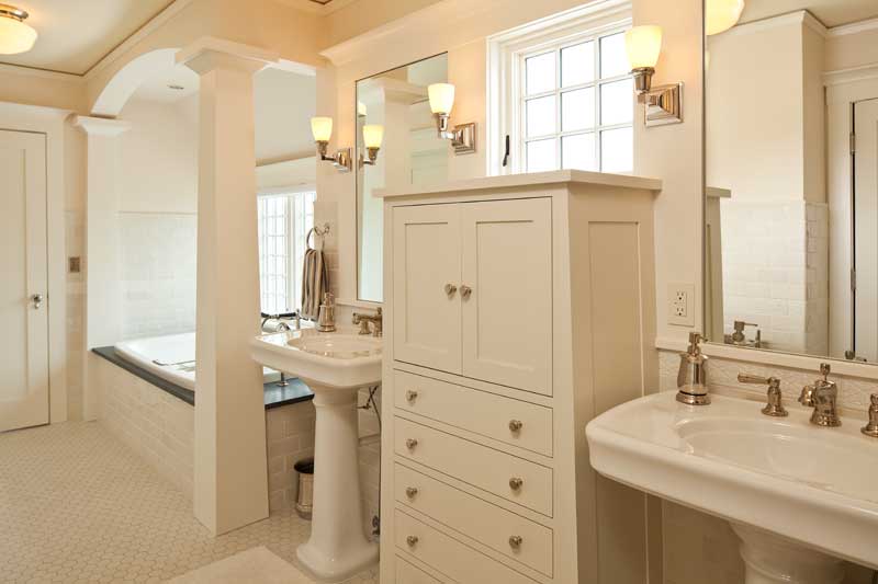 8-masterbath.jpg