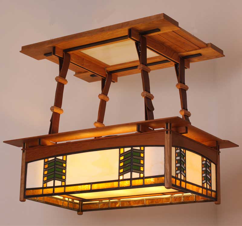 kevin-rodels-prairie-light-box-recalls-prairie-school-art-glass-motifs.jpg