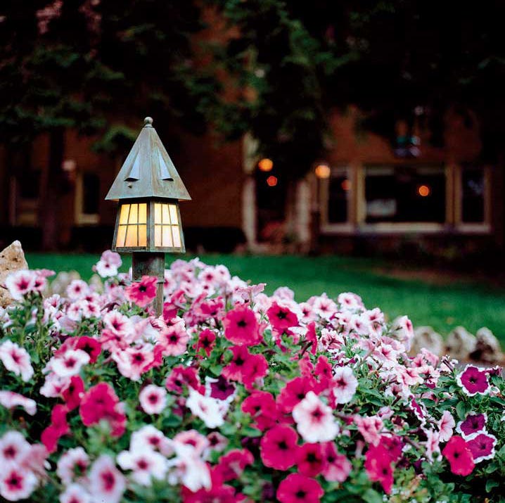 european-country-post-lantern-from-brass-light-gallery.jpg