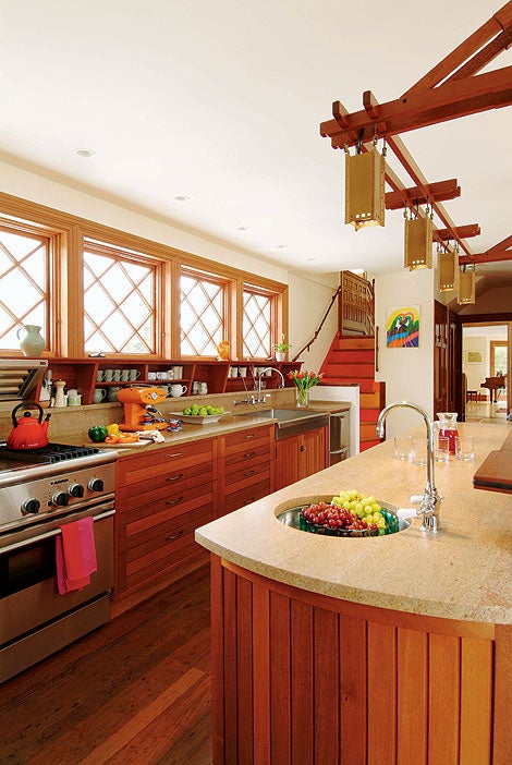modern_kitchen_wall.jpg