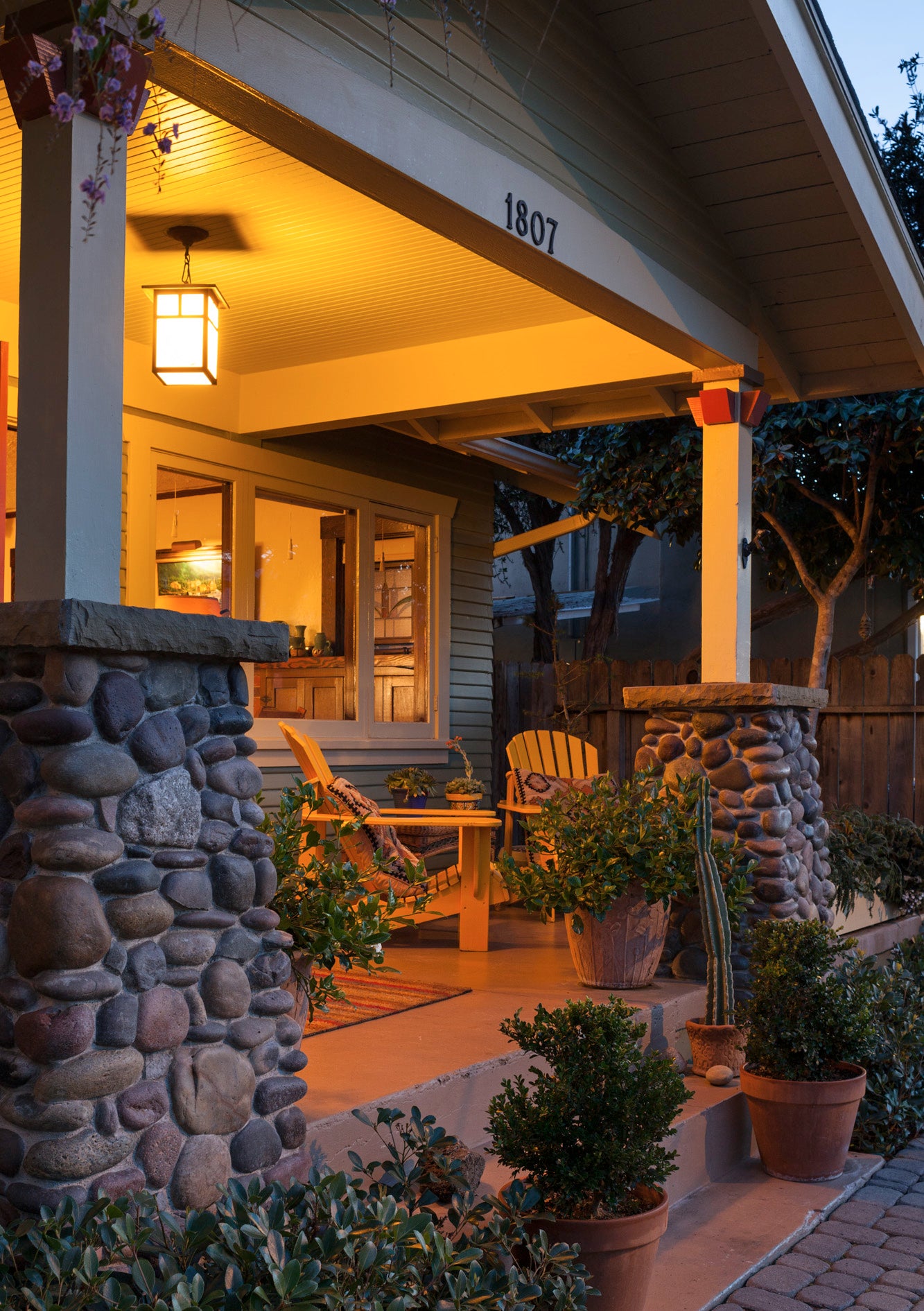 1_porch_furniture_ach_su17_williamwright.jpg