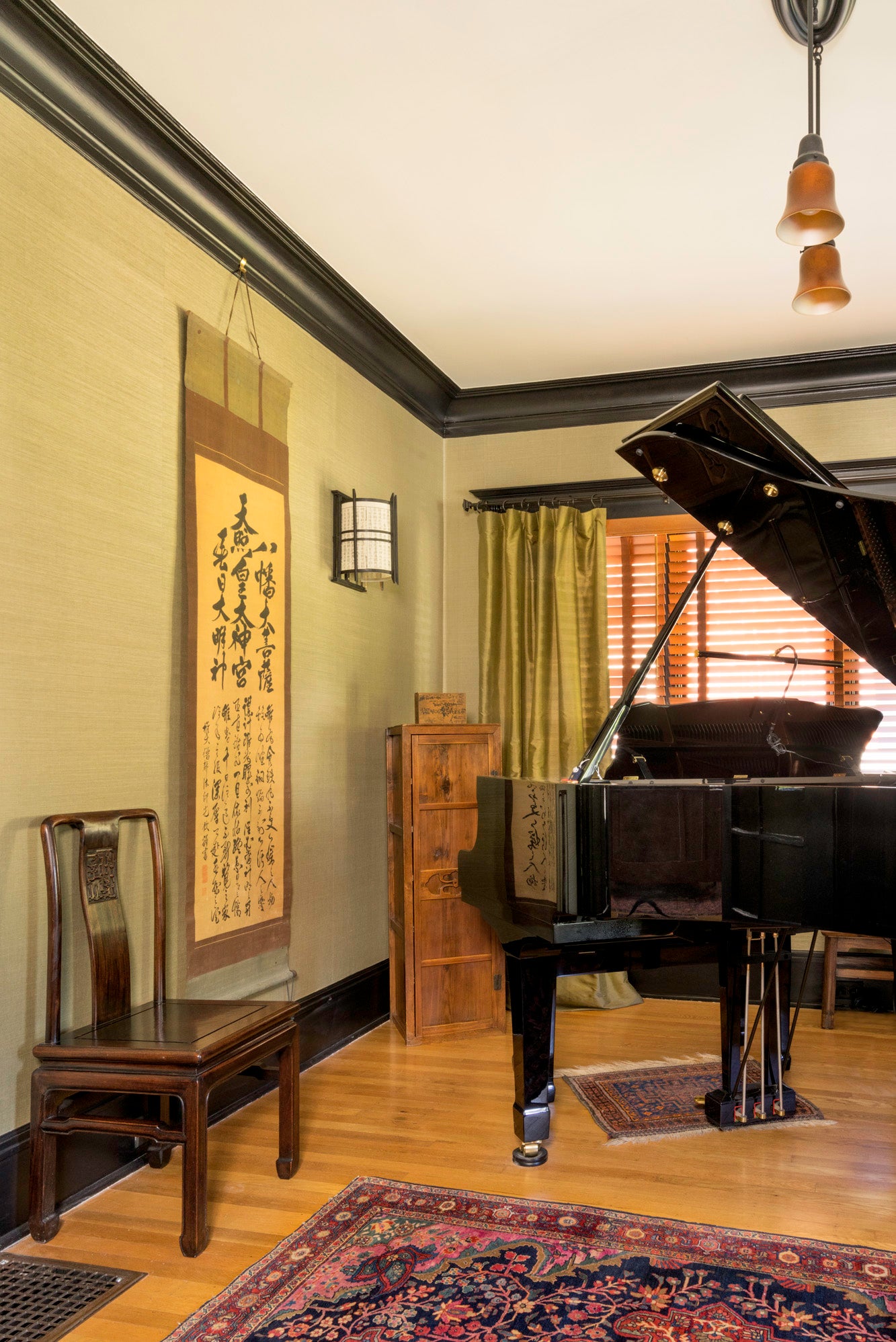 06_austin-hitchcock_piano_00325.jpg