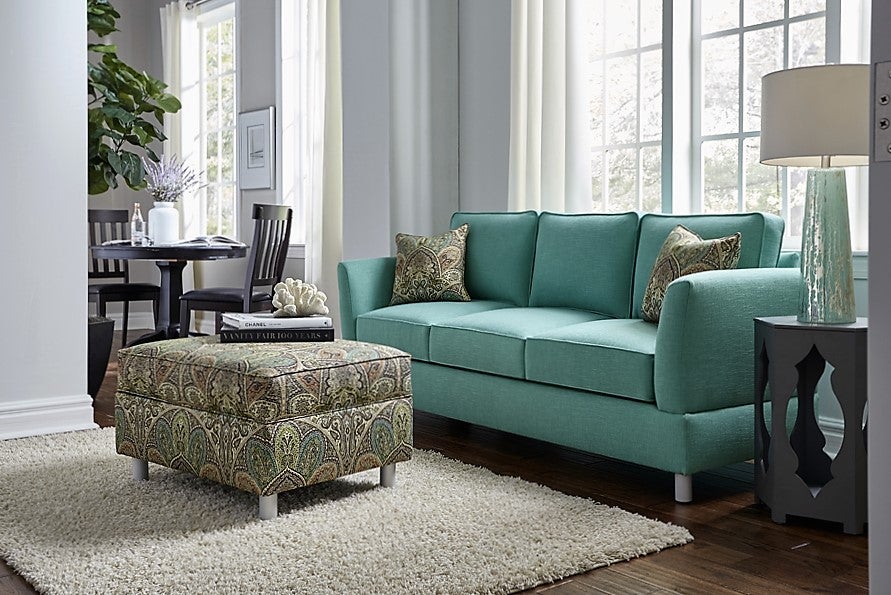 04_lorelei_sofa_ottoman.jpg