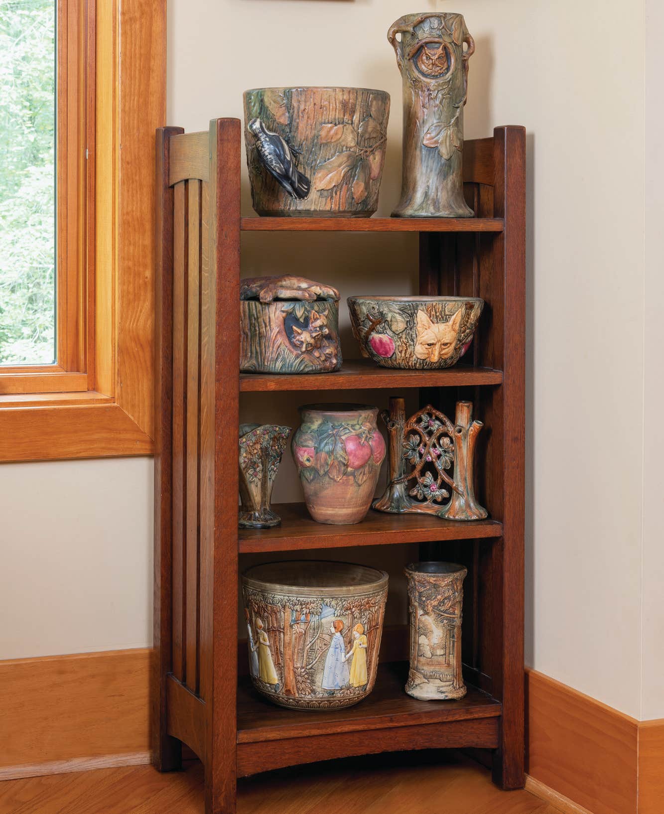 5_collectors_artscrafts_pottery.jpg