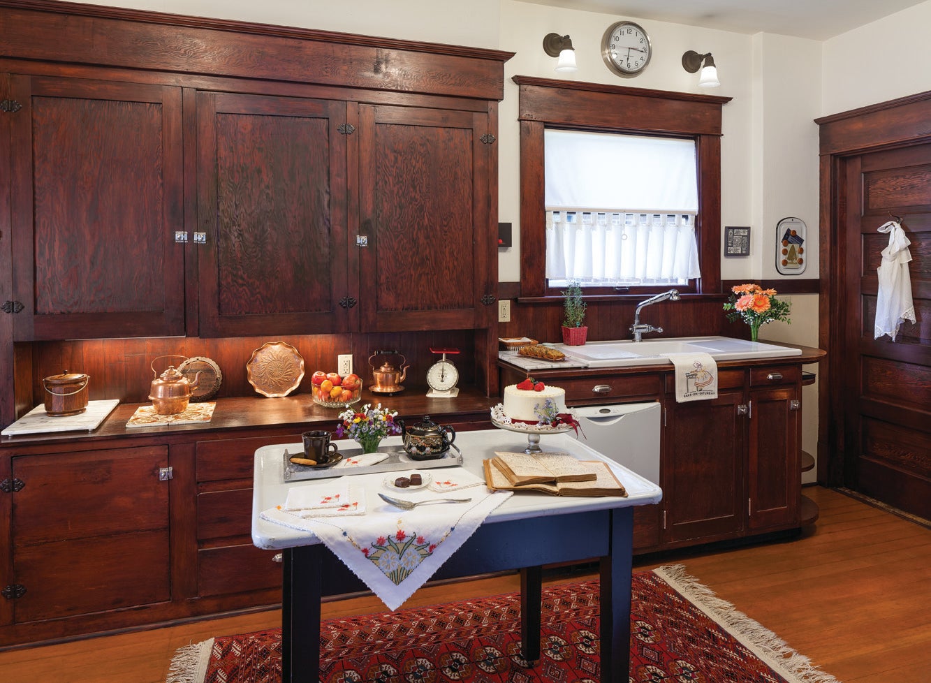 7_seattle_craftsman_kitchen.jpg