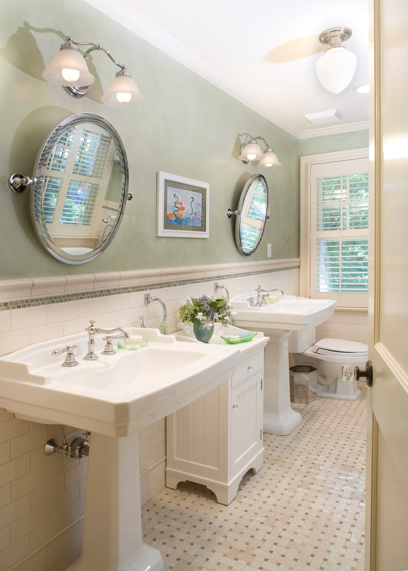 Bathrooms for the Craftsman Era Home | Arts \u0026 Crafts Homes Online, image size:1333x1865