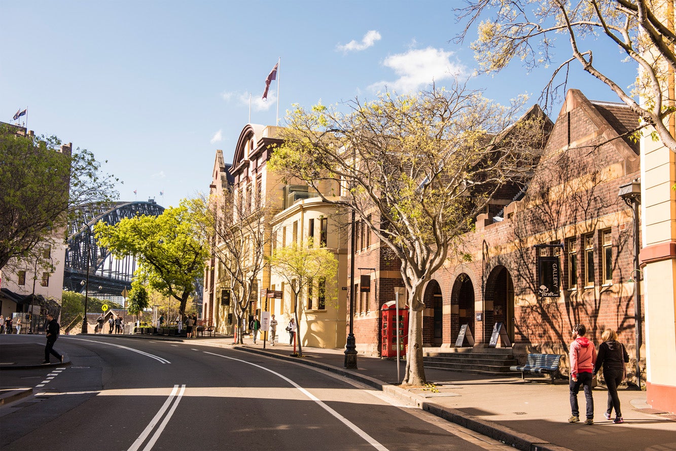 5_nsw-craft-gallery-exterior-and-the-rocks-location-credit-nsw-craft.jpg