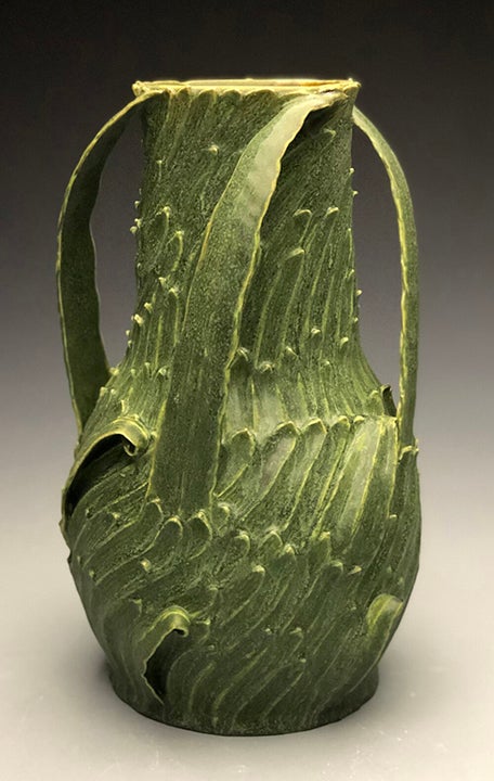 9_oddinq_buttressed_vase.jpg