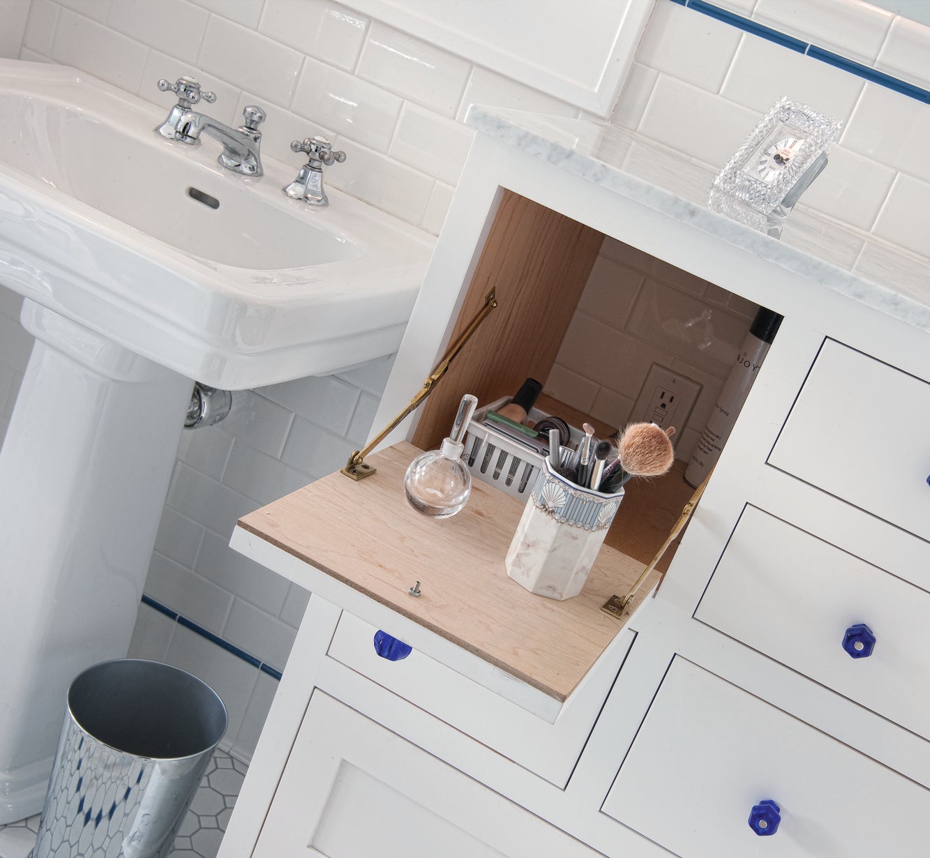 2-detail-10-bath-2.jpg