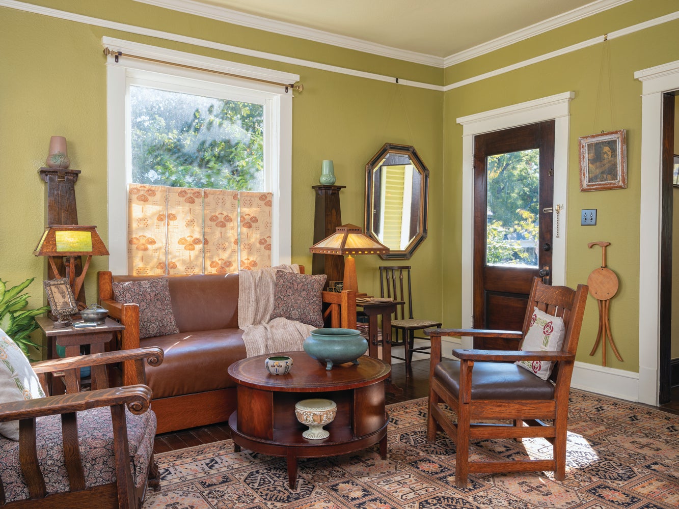 tuckermcdermott_sittingroom01_bjk.jpg